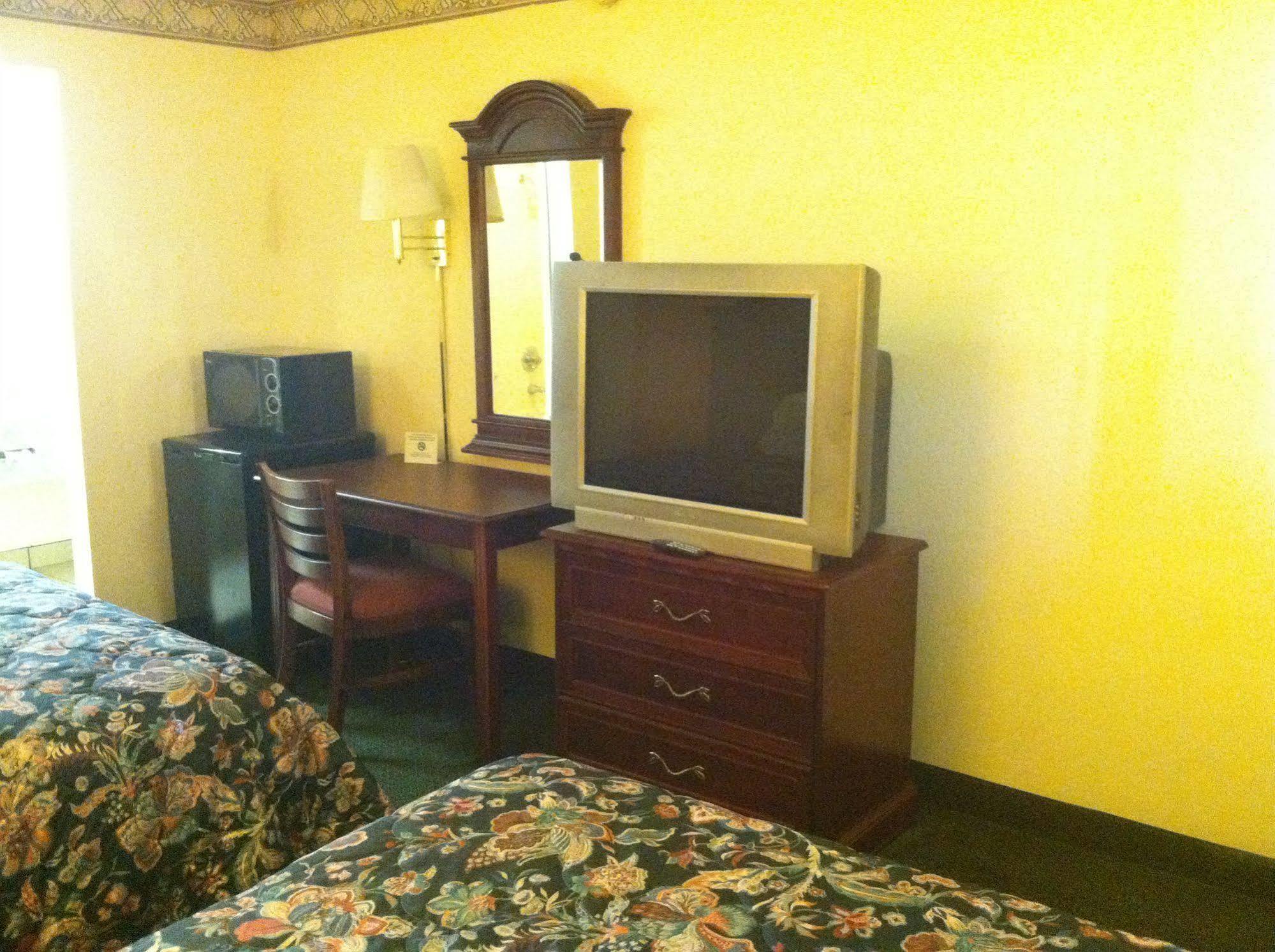 Motel 6 Calera Dış mekan fotoğraf
